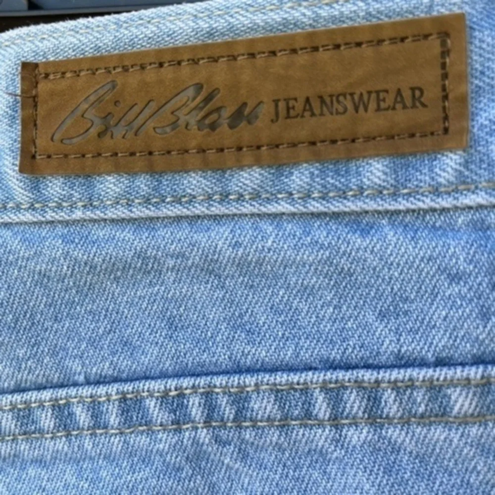 Vintage bill blass Perfect Fit Blue Mom Crops/Capri Pants 👖